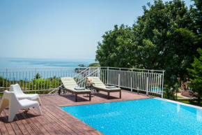Гостиница SEA VIEW VILLA IN SKALA (PETERSONS VILLA 3)  Скала
